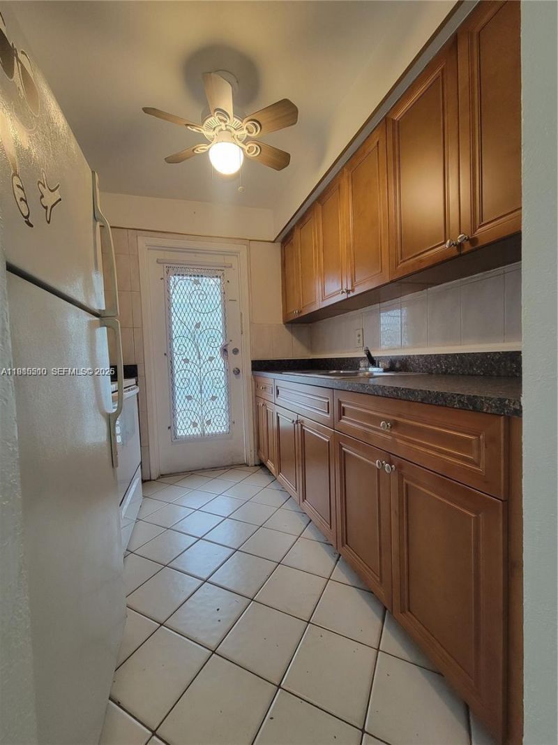 1816 Mckinley St, Unit 2, Hollywood, FL 33020 Photo