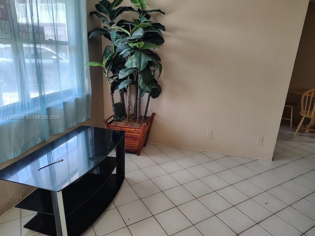 1816 Mckinley St , Unit 2, Hollywood, FL 33020 Photo