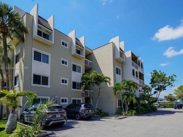 7920 Camino Real, Unit m-401, Miami, FL 33143