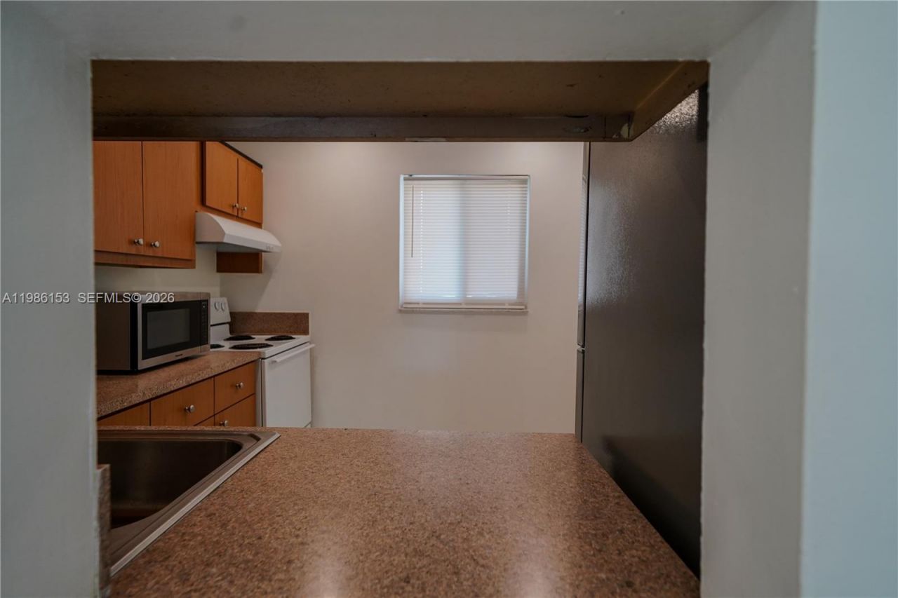 7920 Camino Real, Unit m-401, Miami, FL 33143 Photo