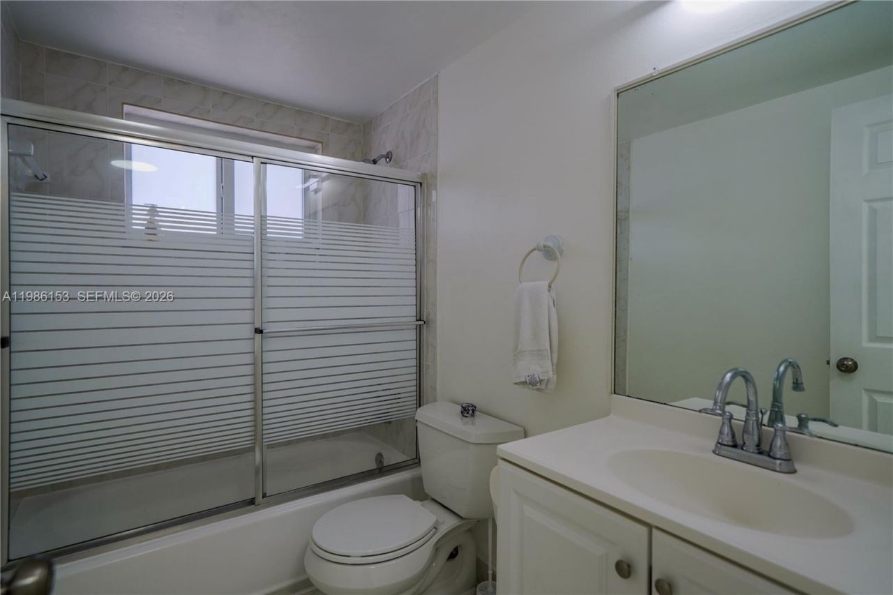 7920 Camino Real, Unit m-401, Miami, FL 33143 Photo
