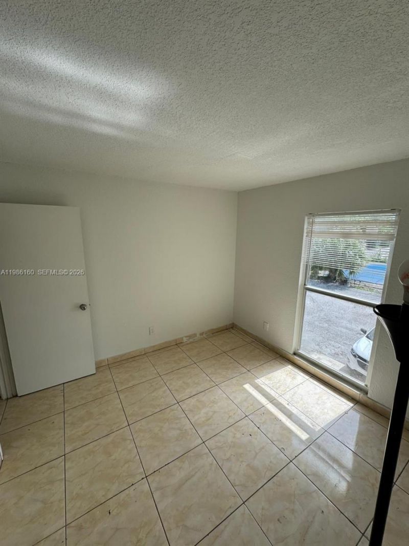 2800 Georgia Ave , Unit D27, West Palm Beach, FL 33405 Photo