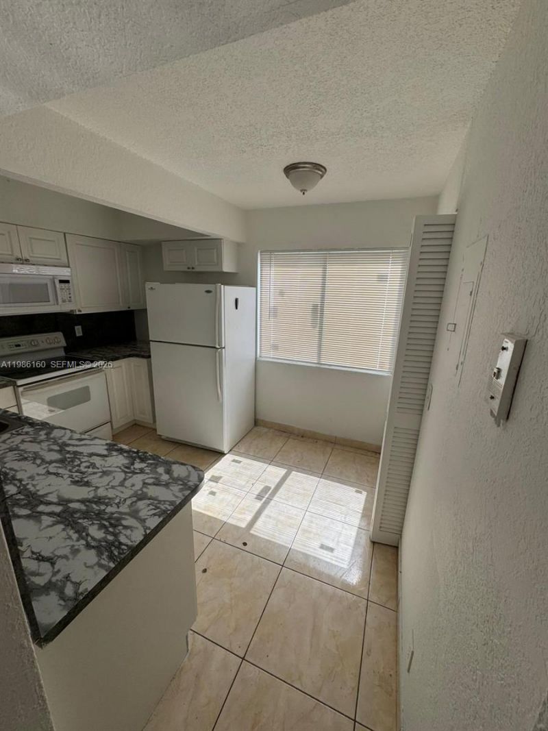 2800 Georgia Ave , Unit D27, West Palm Beach, FL 33405 Photo