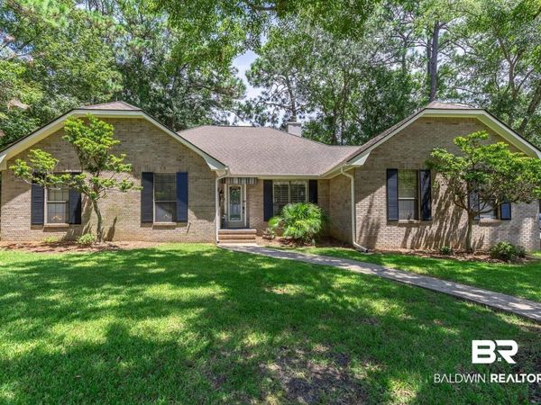 510 Patlynn Drive, Fairhope, AL 36532