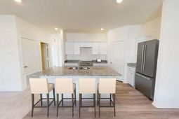 1256 Carriage Wood Circle photo 4