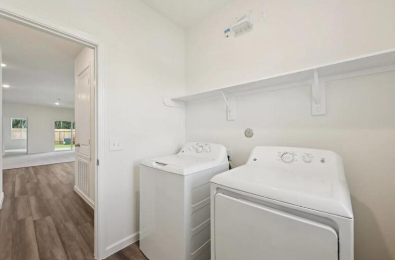 1256 Carriage Wood Circle Photo 8