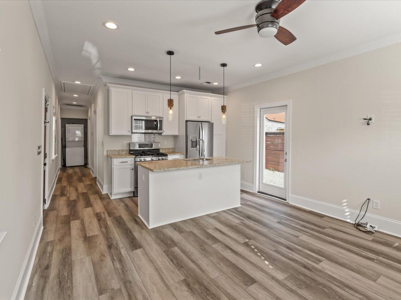 400 Sumter Street Photo 13