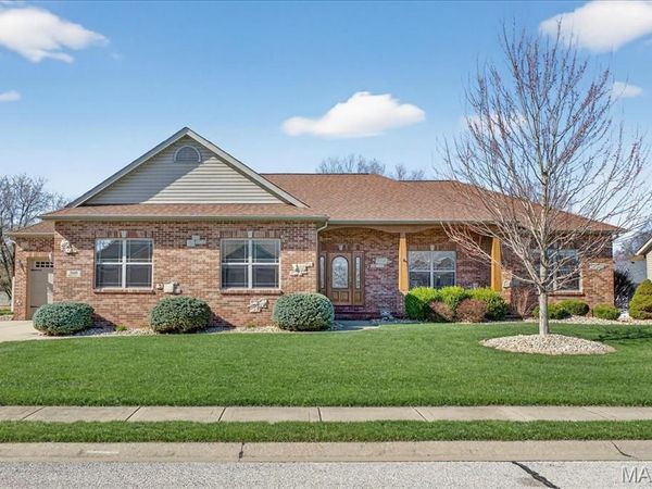 2108 Tuscany Ridge Court , Maryville, IL 62062
