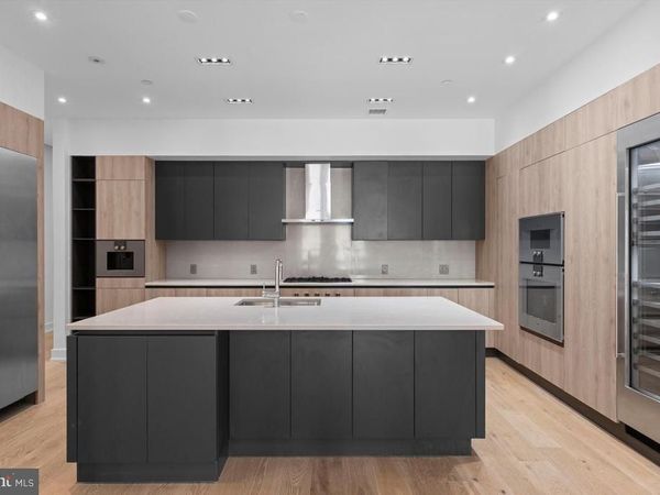 724 CHESTNUT STREET, Unit 201, PHILADELPHIA, PA 19106