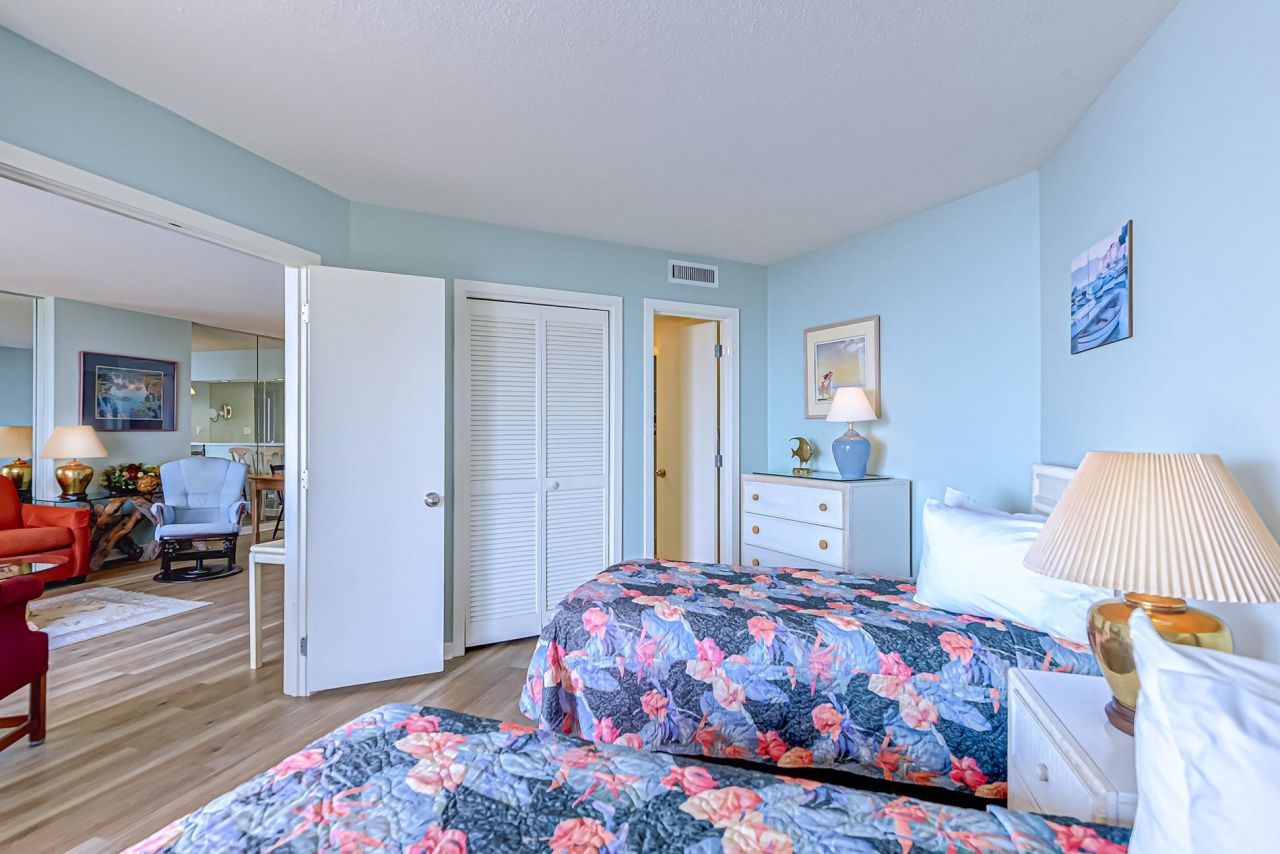 101 Ocean Creek Dr. Photo 17