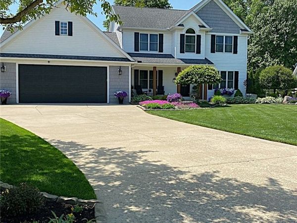29 Stony Brook Lane, Wakeman, OH 44889