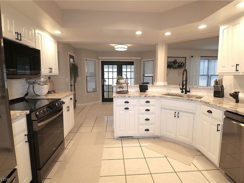 29 Stony Brook Lane, Wakeman, OH 44889 Photo 5