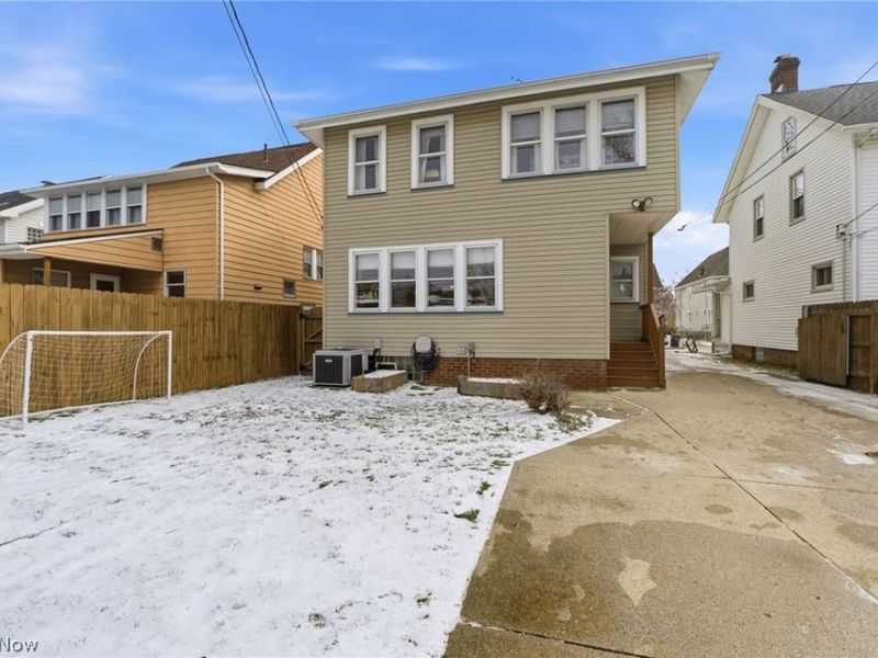 2080 Mars Avenue, Lakewood, OH 44107 Photo 37