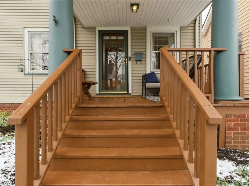 2080 Mars Avenue, Lakewood, OH 44107 Photo 7