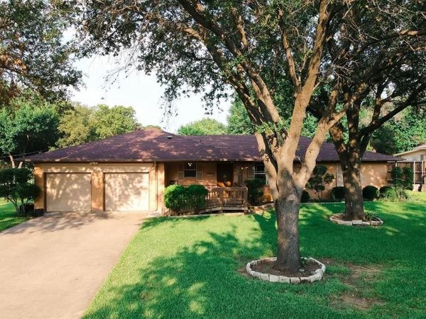 518 Harn Drive, Lewisville, TX 75057