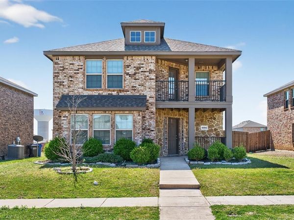 2256 Spring Hollow Dr, Lancaster, TX 75134