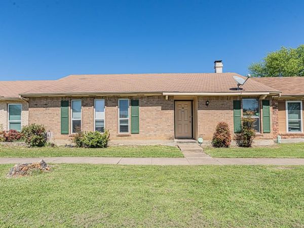 10 E Mountain Creek Drive, Unit 25, Grand Prairie, TX 75052