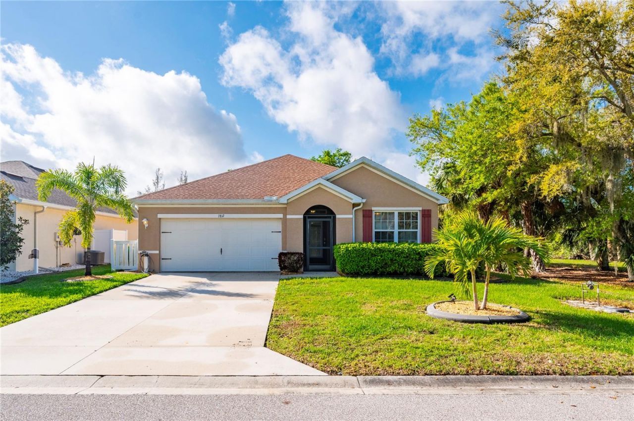 7812 Mikasa Drive, Punta Gorda, FL 33950 Photo
