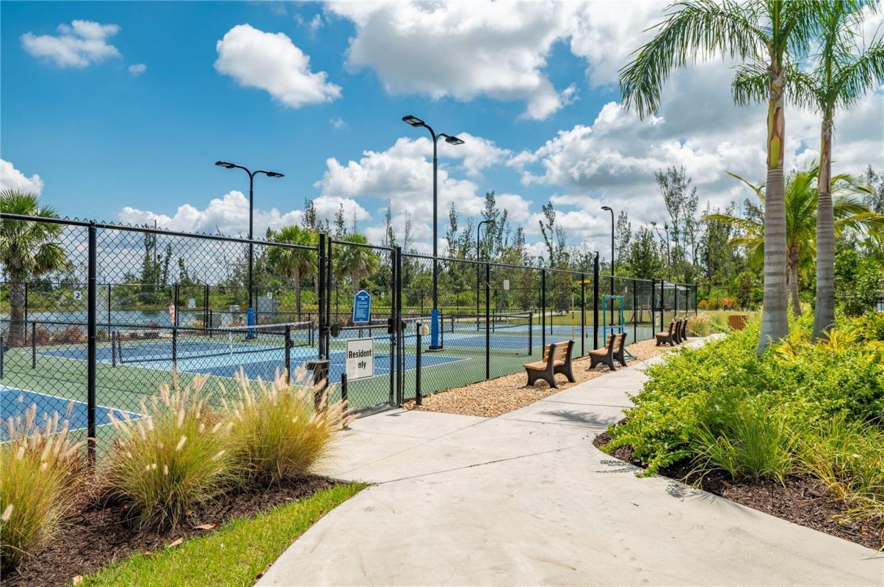 7812 Mikasa Drive, Punta Gorda, FL 33950 Photo