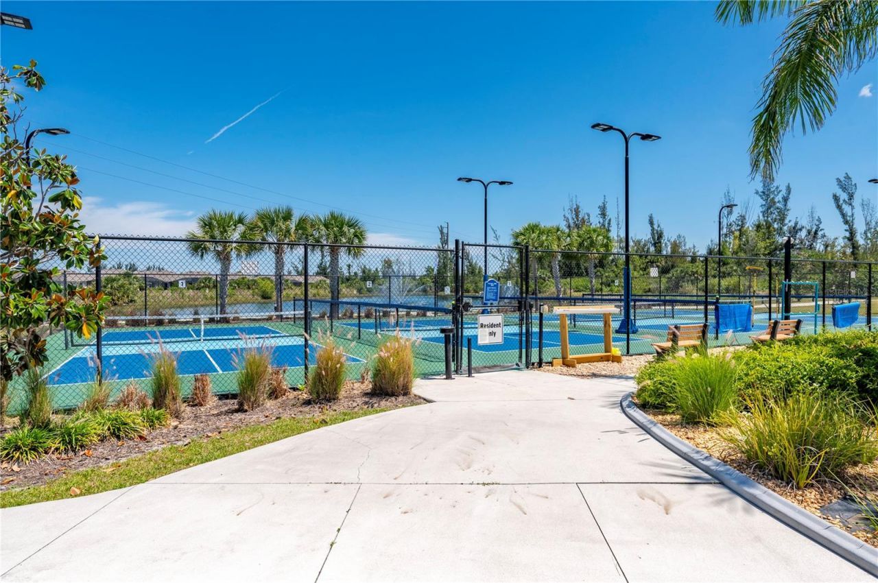 7812 Mikasa Drive, Punta Gorda, FL 33950 Photo