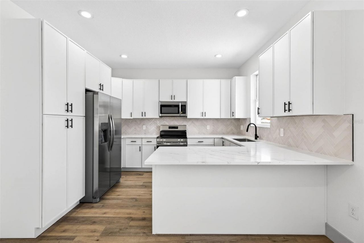 1145 29th Street S, Saint Petersburg, FL 33712 Photo