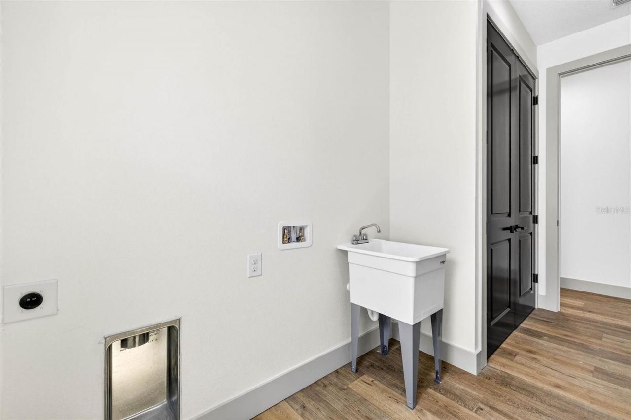 1145 29th Street S, Saint Petersburg, FL 33712 Photo