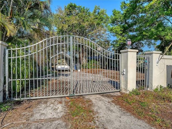 1812 54TH STREET E, BRADENTON, FL 34208