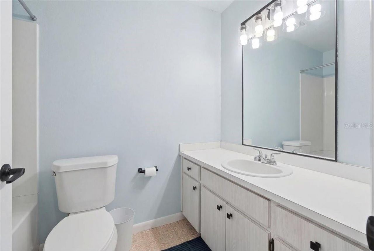 215 Carla Ann Court , Auburndale, FL 33823 Photo