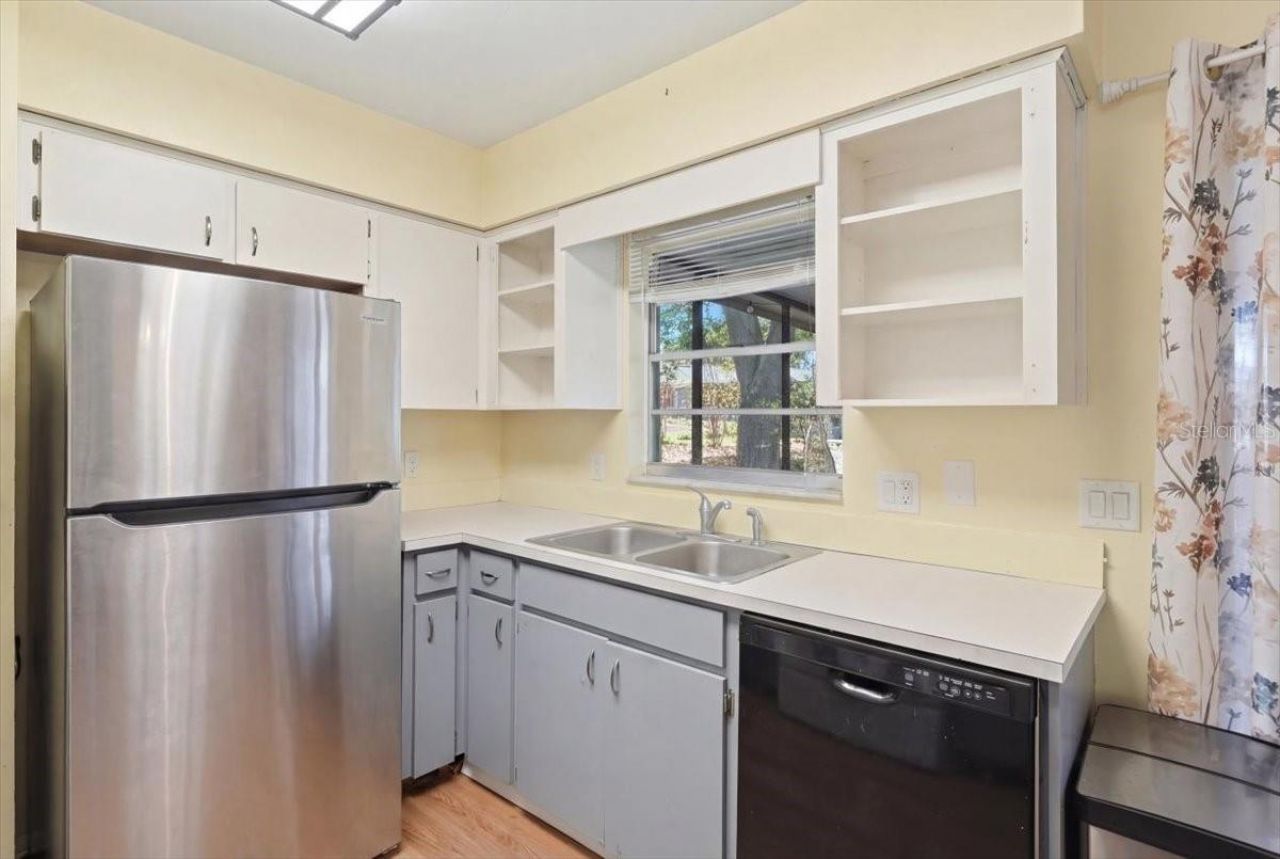 215 Carla Ann Court , Auburndale, FL 33823 Photo