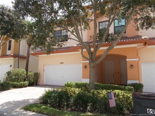 6695 SE Woodmill Pond Lane, Stuart, FL 34997