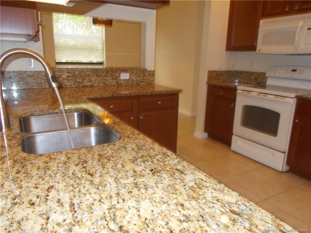 6695 SE Woodmill Pond Lane, Stuart, FL 34997 Photo