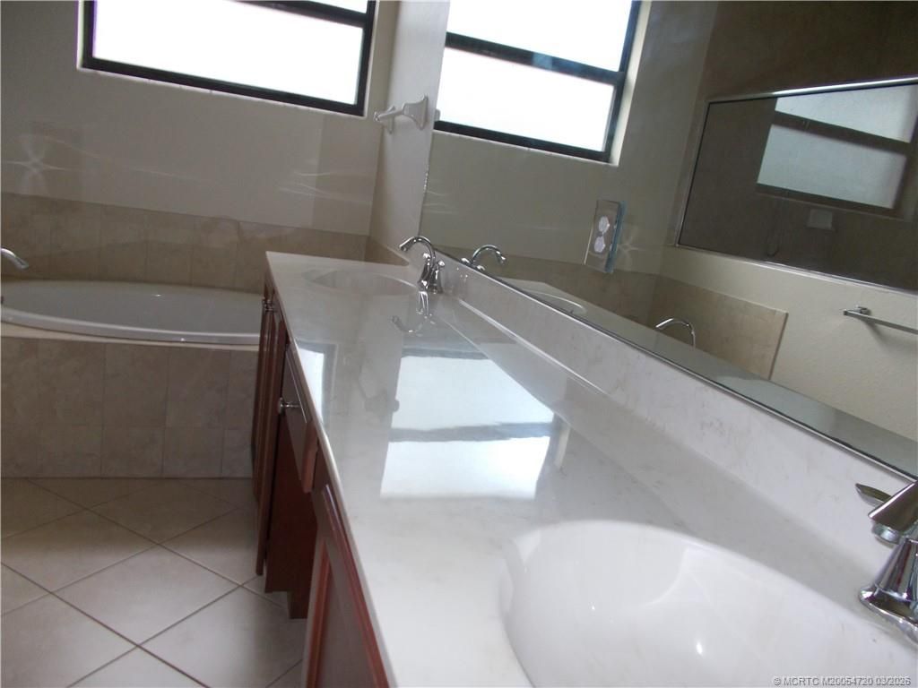 6695 SE Woodmill Pond Lane, Stuart, FL 34997 Photo