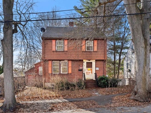 32 Grant Rd, Lynn, MA 01904