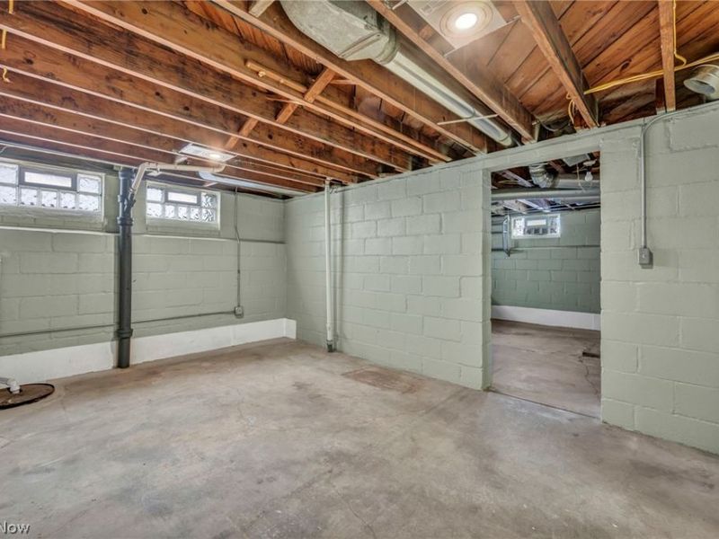 21601 Gardenview Drive, Maple Heights, OH 44137 Photo 27