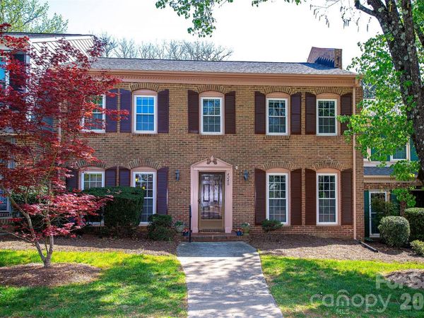 4248 Woodglen Lane, Charlotte, NC 28226