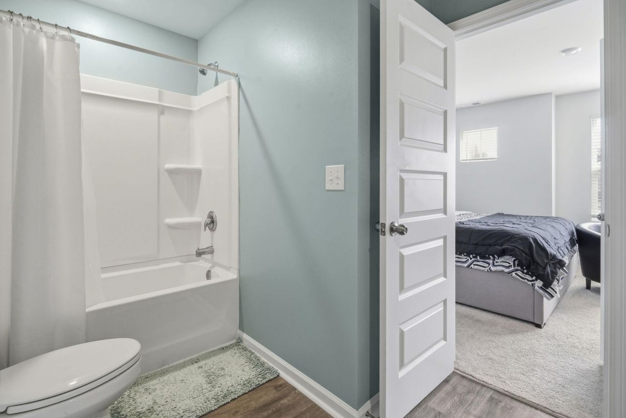 588 Harrison Mill St.  Photo 35