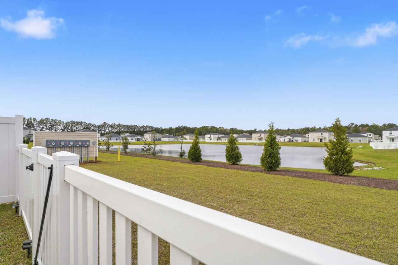 588 Harrison Mill St.  Photo 38