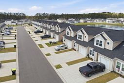 588 Harrison Mill St.  photo 4