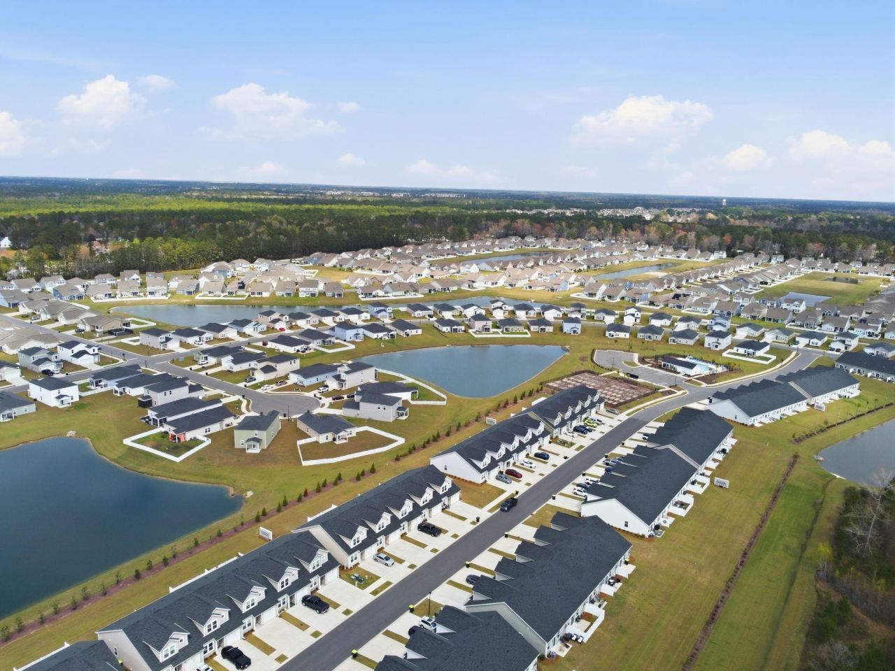 588 Harrison Mill St.  Photo 8