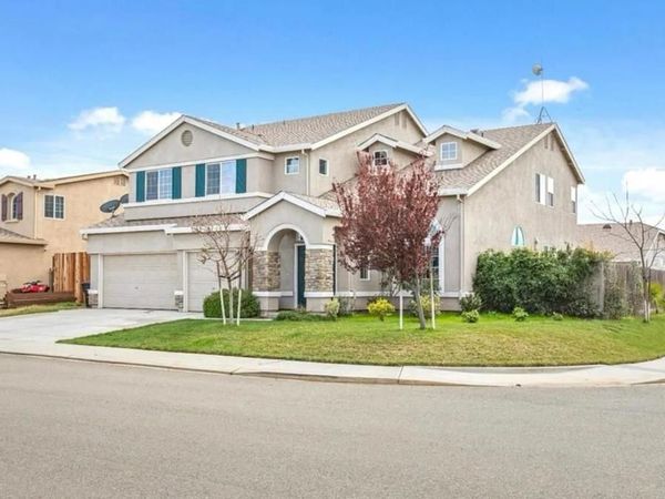 13721 Santa Lucia Drive, Gustine, CA 95322