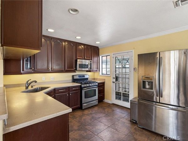 5021 Brayton, Long Beach, CA 90807