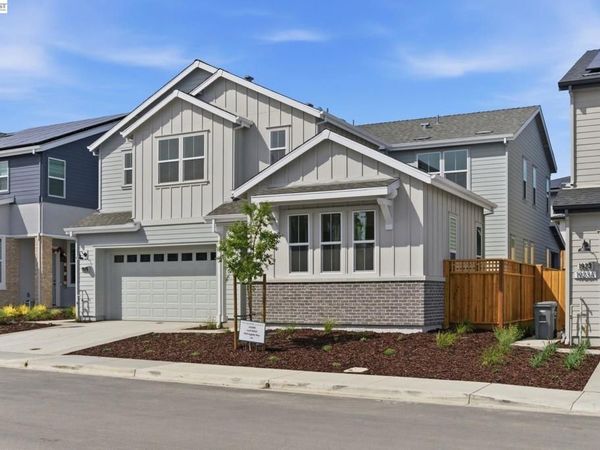 1935 Ingalls Way, Dublin, CA 94568