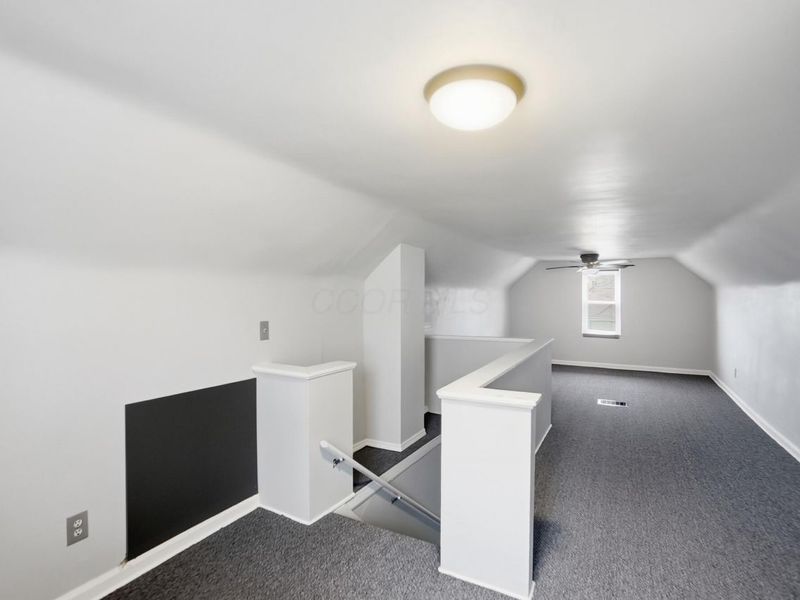 906 E 18th Avenue, Columbus, OH 43211 Photo 27