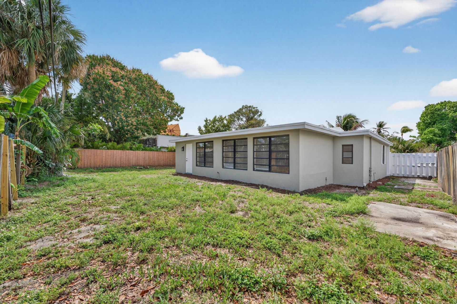 1048 SW 1st Terrace, Pompano Beach, FL 33060 Photo