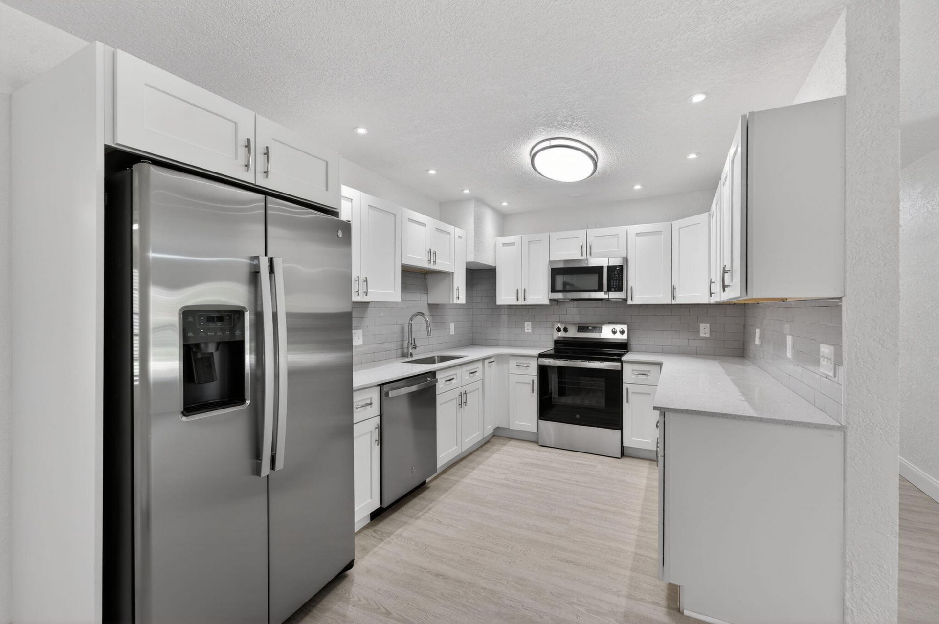 1048 SW 1st Terrace, Pompano Beach, FL 33060 Photo