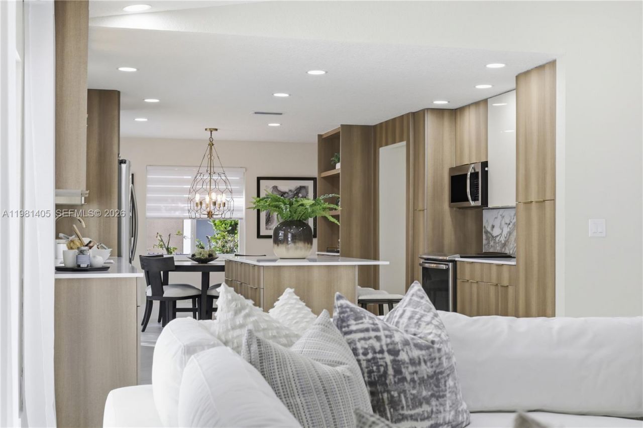 11408 NW 20th Dr , Coral Springs, FL 33071 Photo