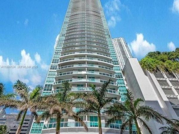 950 Brickell Bay Dr , Unit 1508, Miami, FL 33131