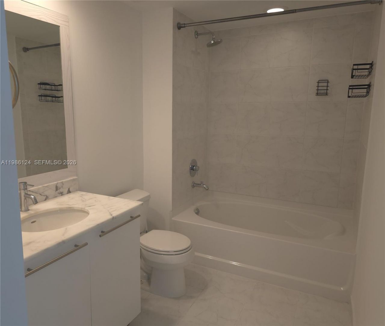 950 Brickell Bay Dr , Unit 1508, Miami, FL 33131 Photo