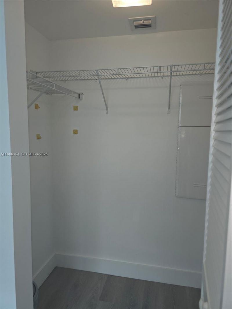 950 Brickell Bay Dr , Unit 1508, Miami, FL 33131 Photo