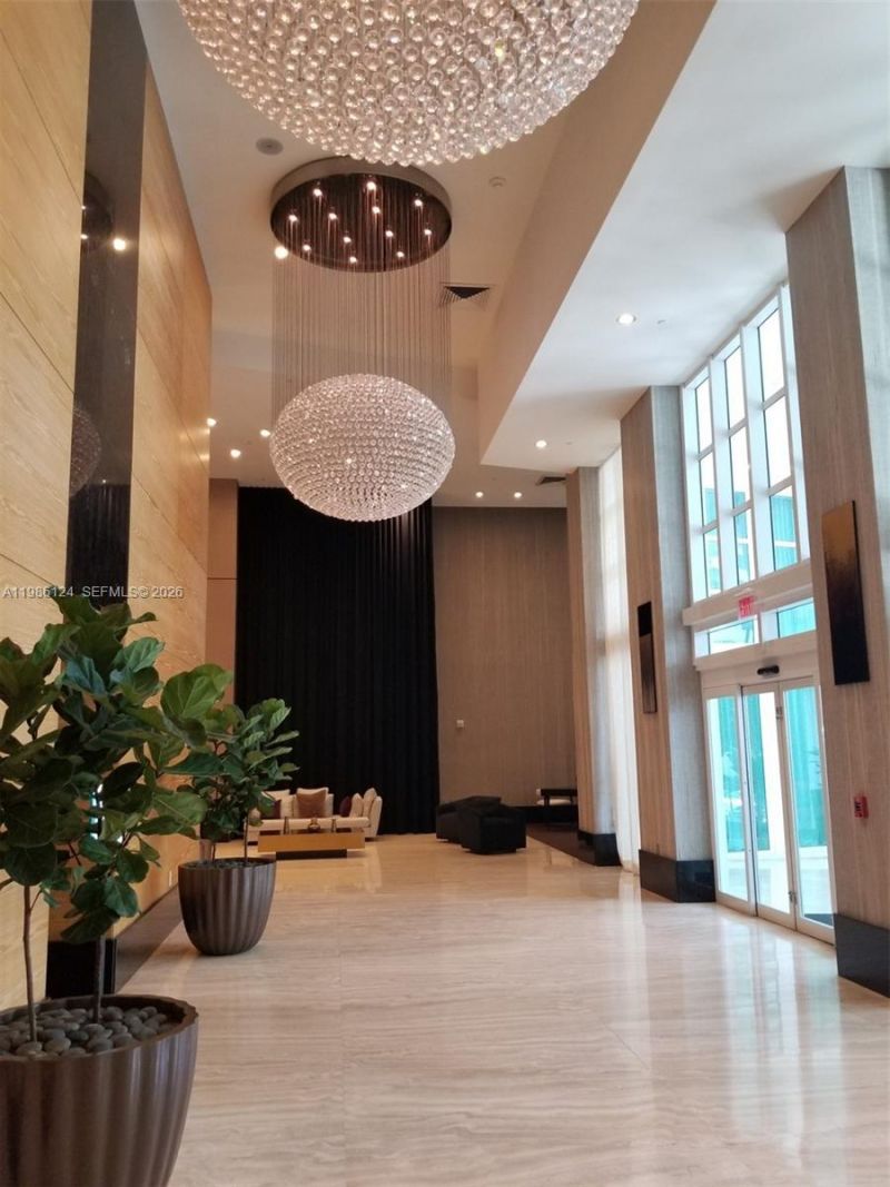 950 Brickell Bay Dr , Unit 1508, Miami, FL 33131 Photo